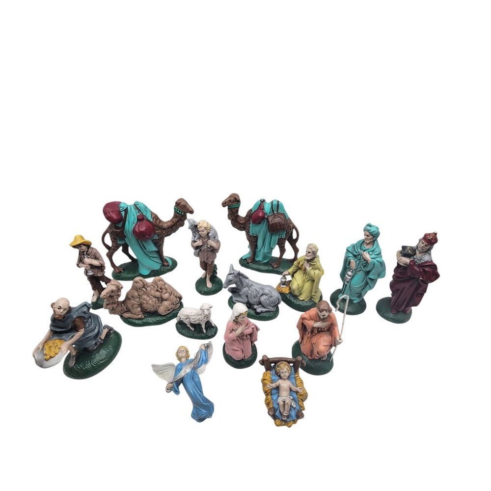 Vintage Atlantic Mold 1980's 16 pcs Ceramic Nativity set Hand painted